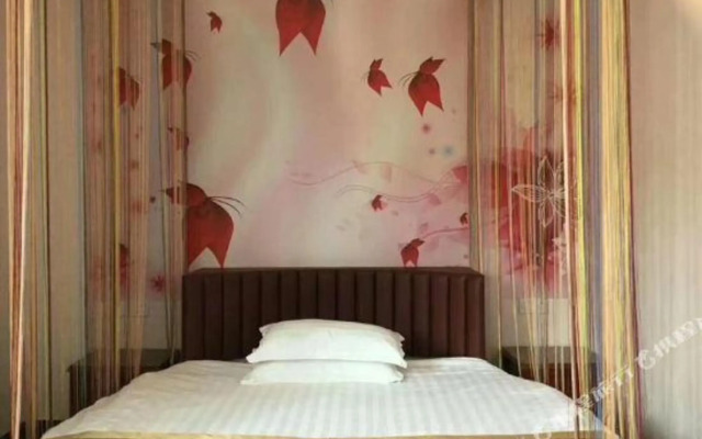 Mingyue Hotel
