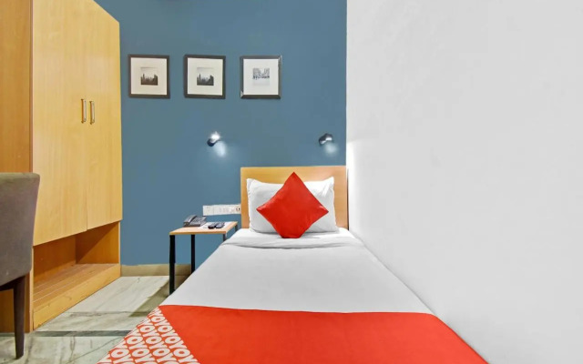 OYO 82317 Amaris Stay Hub