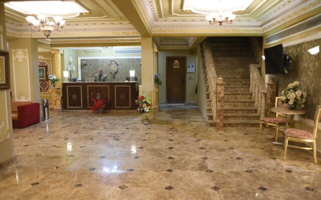 Kanzy Hotel