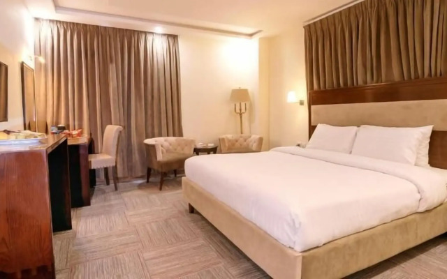 Hotel One Naran