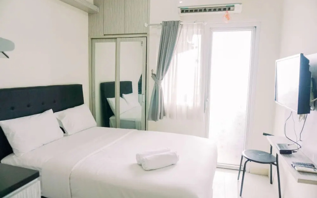 Best Deal And Enjoy Living Studio Green Pramuka City Apartment