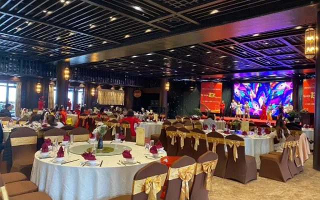 Tam Chuc Complex