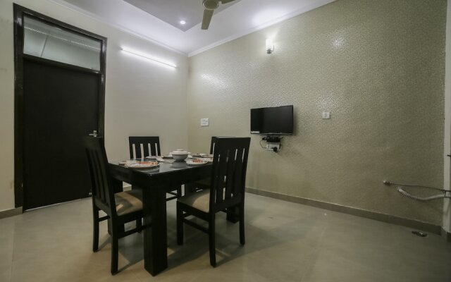 Oyo Home 17383 Elegant 3bhk