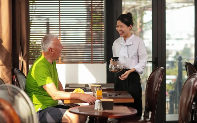 Trang Trang Luxury Hotel