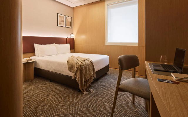Rydges Australia Square Hotel
