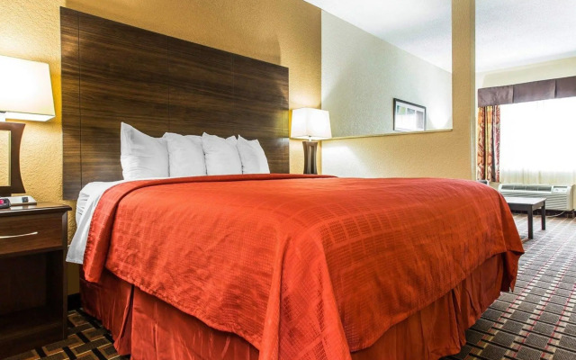 Quality Suites Hickory South