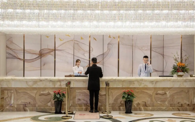 NARADA RESORT SHANGHAI  HOTEL Disney Store