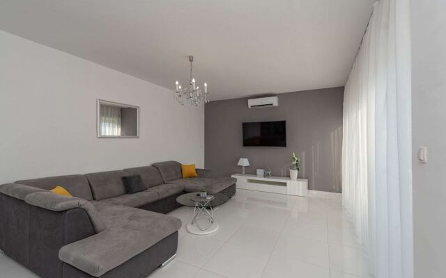 Holiday Home in Galovac With Pool