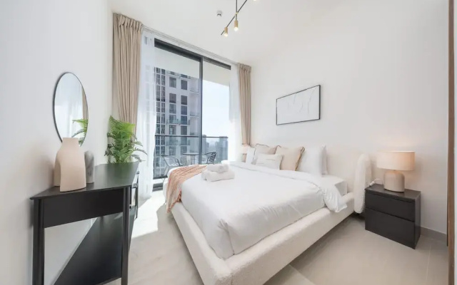 Luxury 1-bedroom JVC Apartment With Balcony Pool