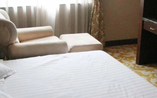 Royal Palace Hotel