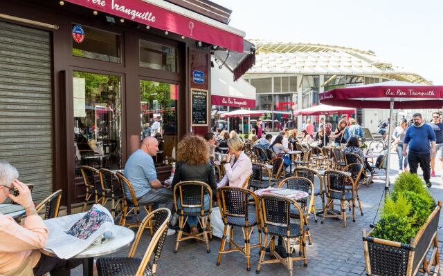 Luxury 3 Bedroom 2 Bathroom Loft - Louvre Museum