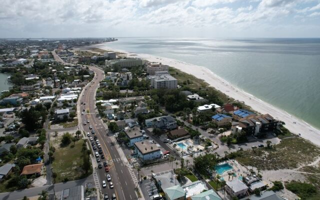 Twins Inn & Apartments