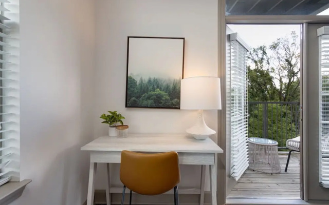 Landing Cool Springs Apartments