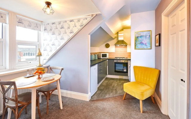 Host Stay North Parade Apartment