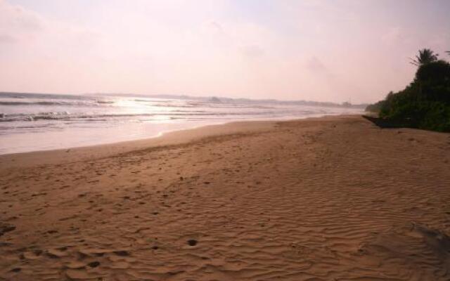 Bay Beach Weligama
