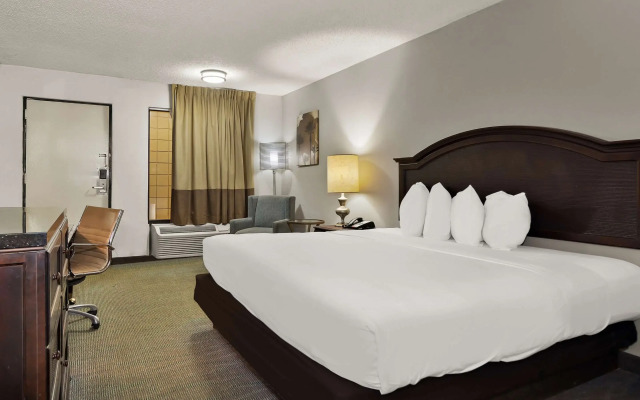 Rodeway Inn