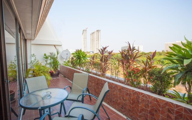 Jomtien Beach Apartments