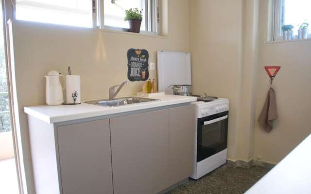 Nea Makri Beach Apartment