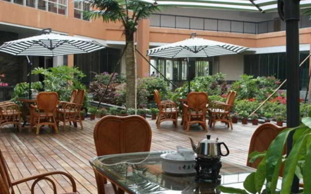 The University Town International Hotel