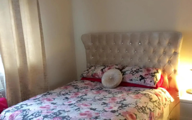 The Lodge Guesthouse