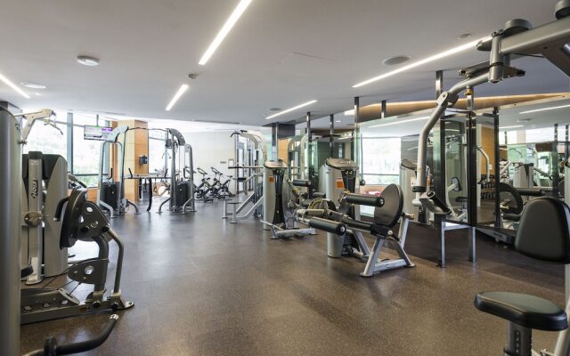 Metropolis Suites Yonge Sheppard