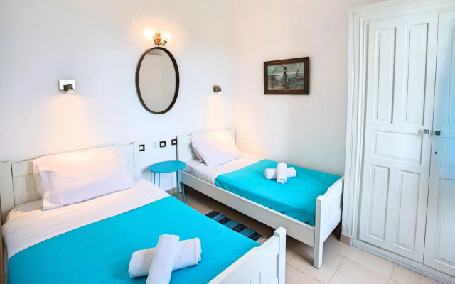 Anemone Seaside Traditional Homes