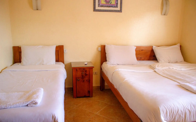 Golden Europe Hotel