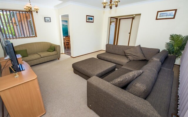 Government Rd 63 - Shoal Bay