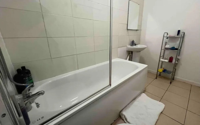 Private Rooms for 7 People With Bathroom
