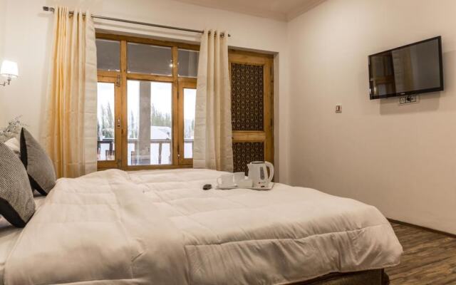 Ree Hostel By Raybo