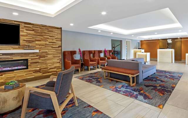 La Quinta Inn & Suites by Wyndham San Francisco Airport N