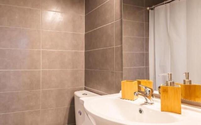 4 - Le studio Pontissalien - Parking Privatif