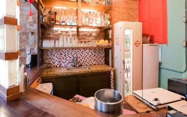 Oyo 131 Girassol Carioca