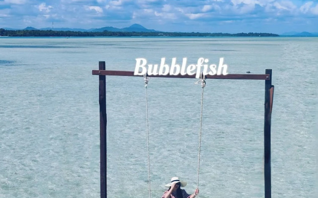 Bubblefish water villa