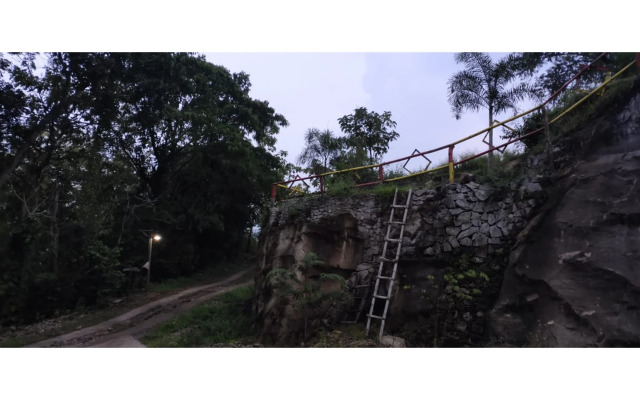 Bukit Tompak Cottage