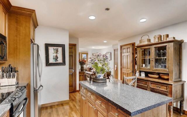 Snowmass Woodrun 9946