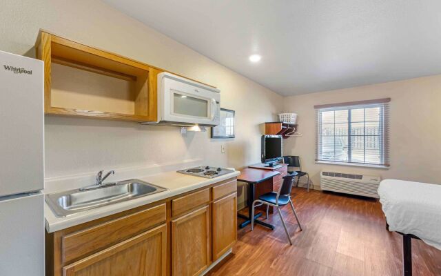 Extended Stay America Select Suites - Cleveland - Mentor