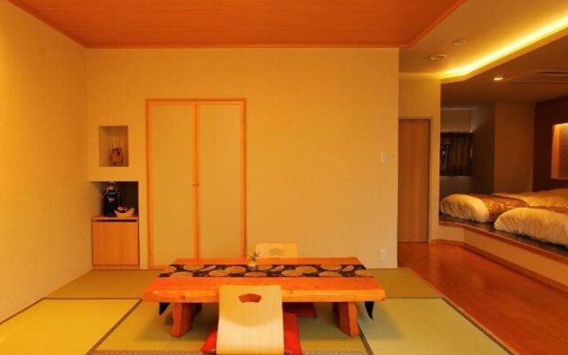 Hakone Hoshi No Akari