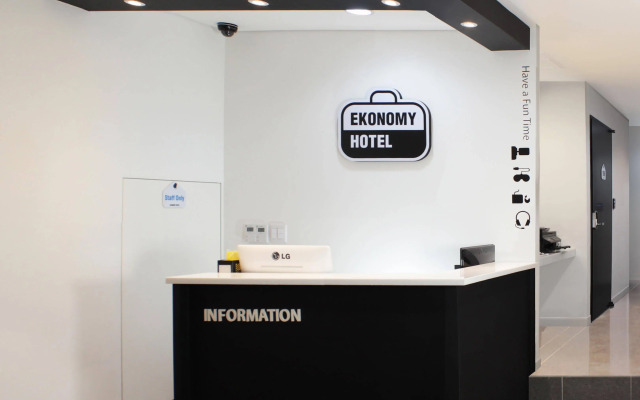 Motel K