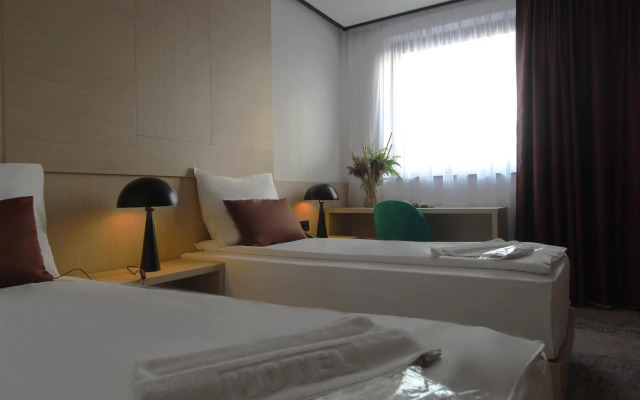 Hotel Boss