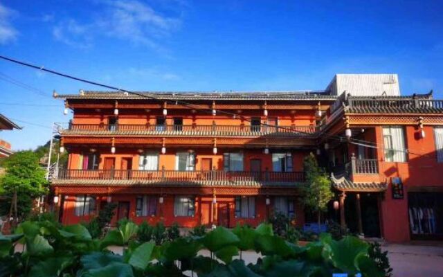 Puzhehei Yunshuijian Inn