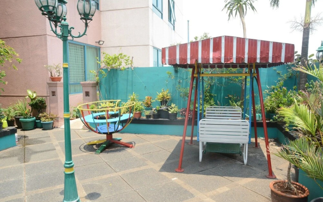 Spacious and Good 3BR Pangeran Jayakarta Apartment