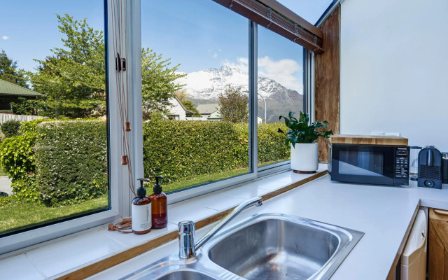 Sunshine Bay Lake Views