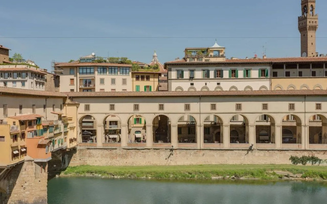 Ponte Vecchio Balcony
