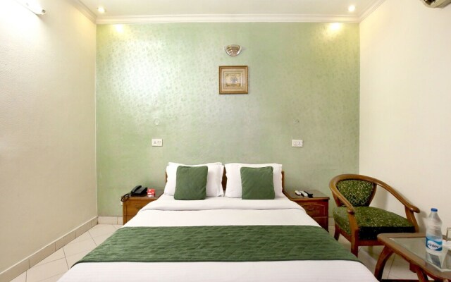 Hotel Paradise by OYO Rooms