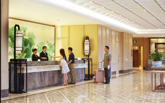 Fuzhou Lakeside Hotel