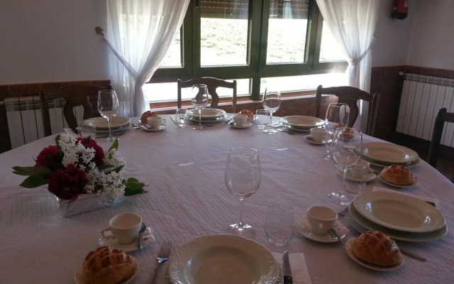 Hostal Rural La Collada de Aralla