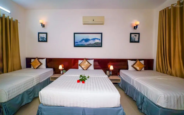 Ruby Hotel
