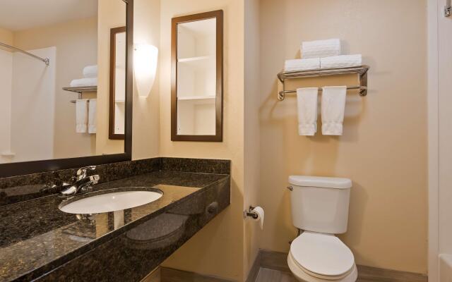 Best Western Plus Sparta Trail Lodge