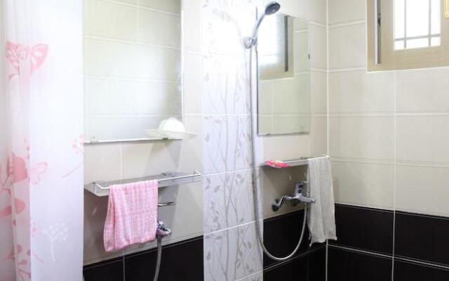 Basecamp Guesthouse - Hostel